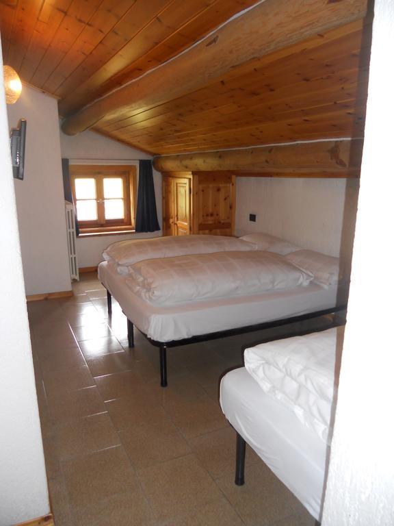 Affittacamere Baita Betulla Livigno Bagian luar foto