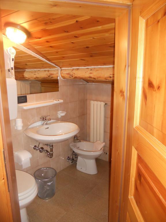 Affittacamere Baita Betulla Livigno Bagian luar foto